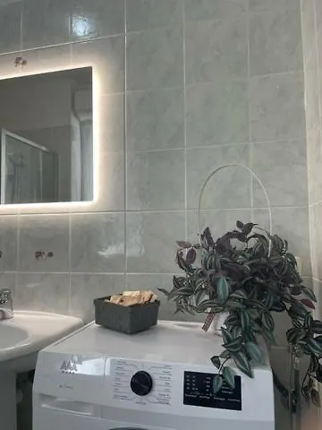 Nora House Apartment Savona 0*,