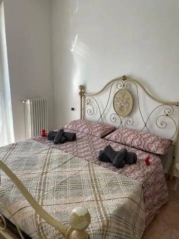 Nora House Apartment Savona Italy